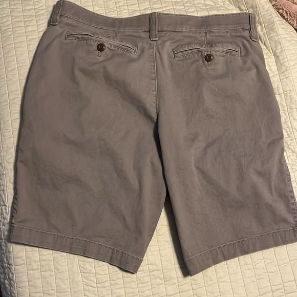 Gray stretch chino shorts 32 - Picture 6 of 11